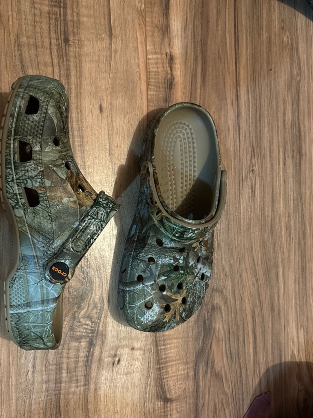 CROCS Women’s Realtree Camo Classic Clog in Olive Green